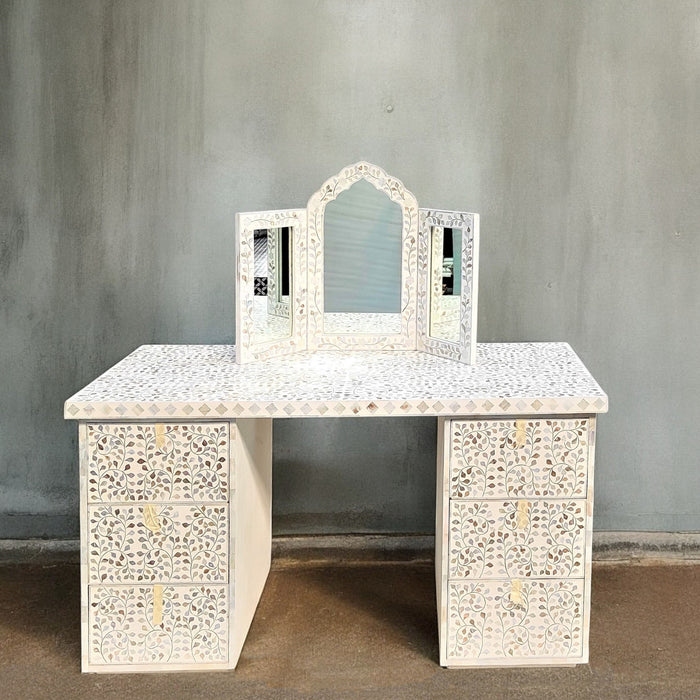 Katerina Vanity