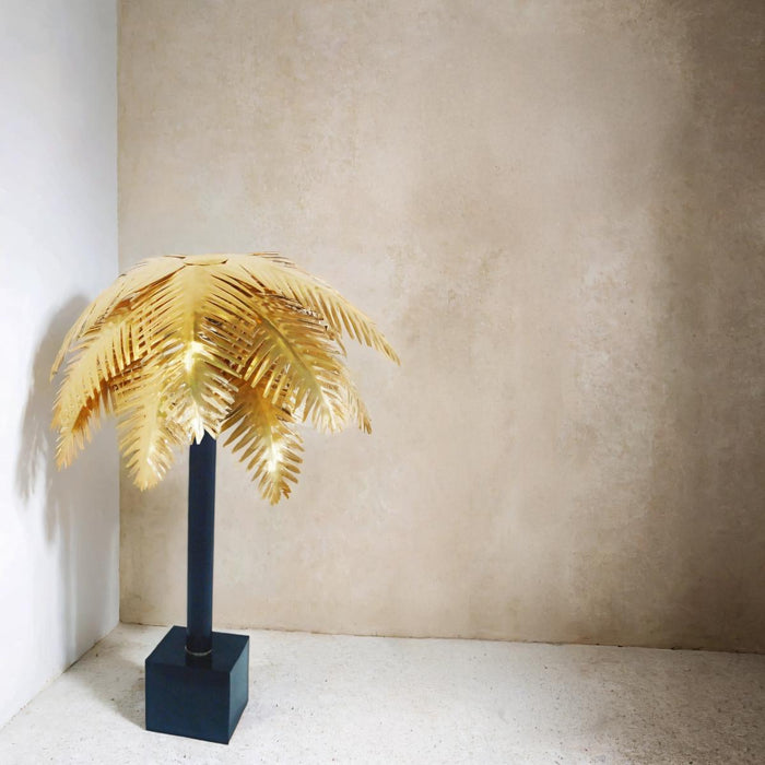 Palm Vista Lamp